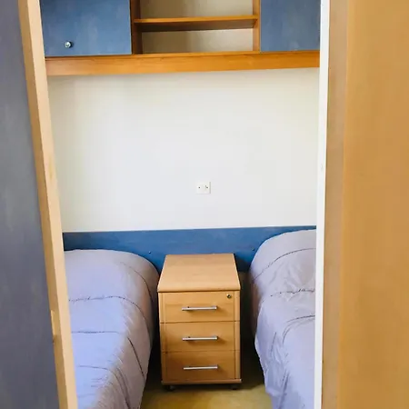 Mobil-home Avec Grand Jardin