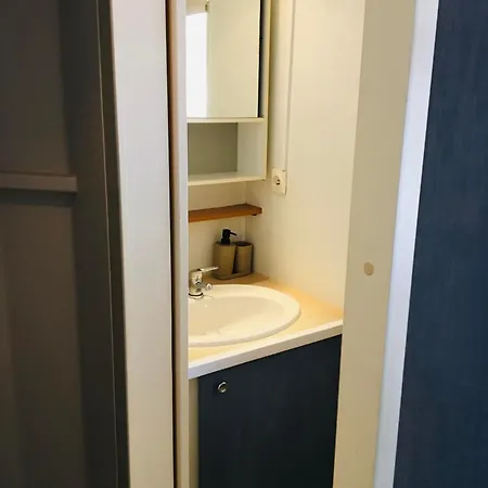 Mobil-home Avec Grand Jardin Serignan